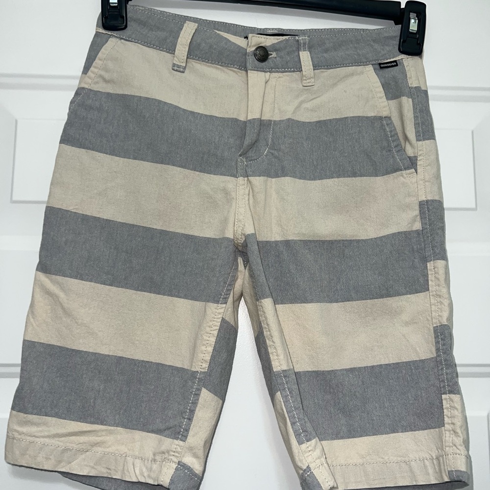 Men's Striped Gray‎ and Cream Shorts